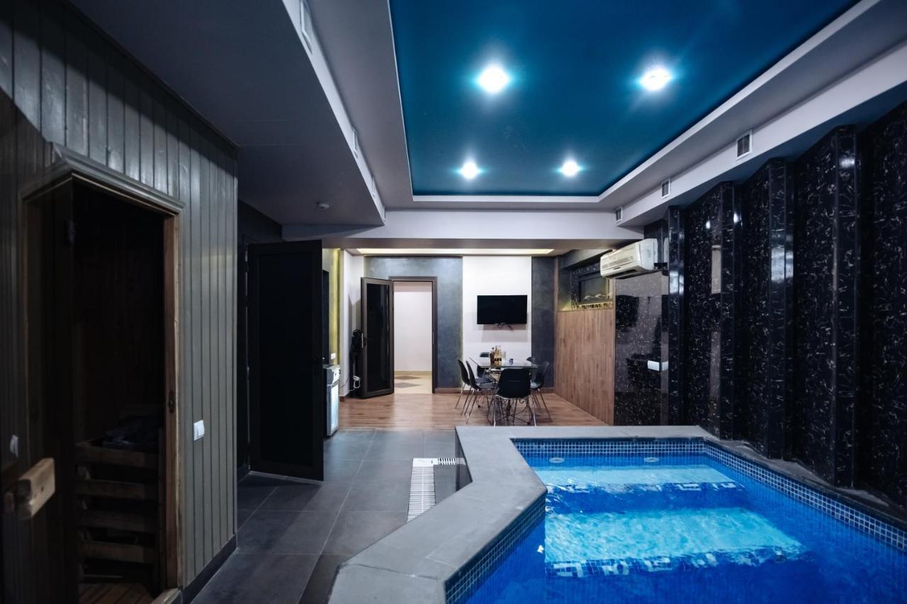 Golden Seconds Hotel Ереван Екстериор снимка
